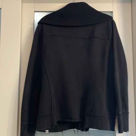 CLOSET CLOSING Roxy distressed asymmetrical moto jacket, black, size M - Picture 6 of 11